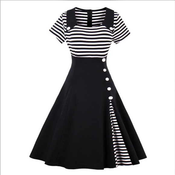 Vintage Dresses & Skirts - Adorable Pin Up Black & White Vintage Dress